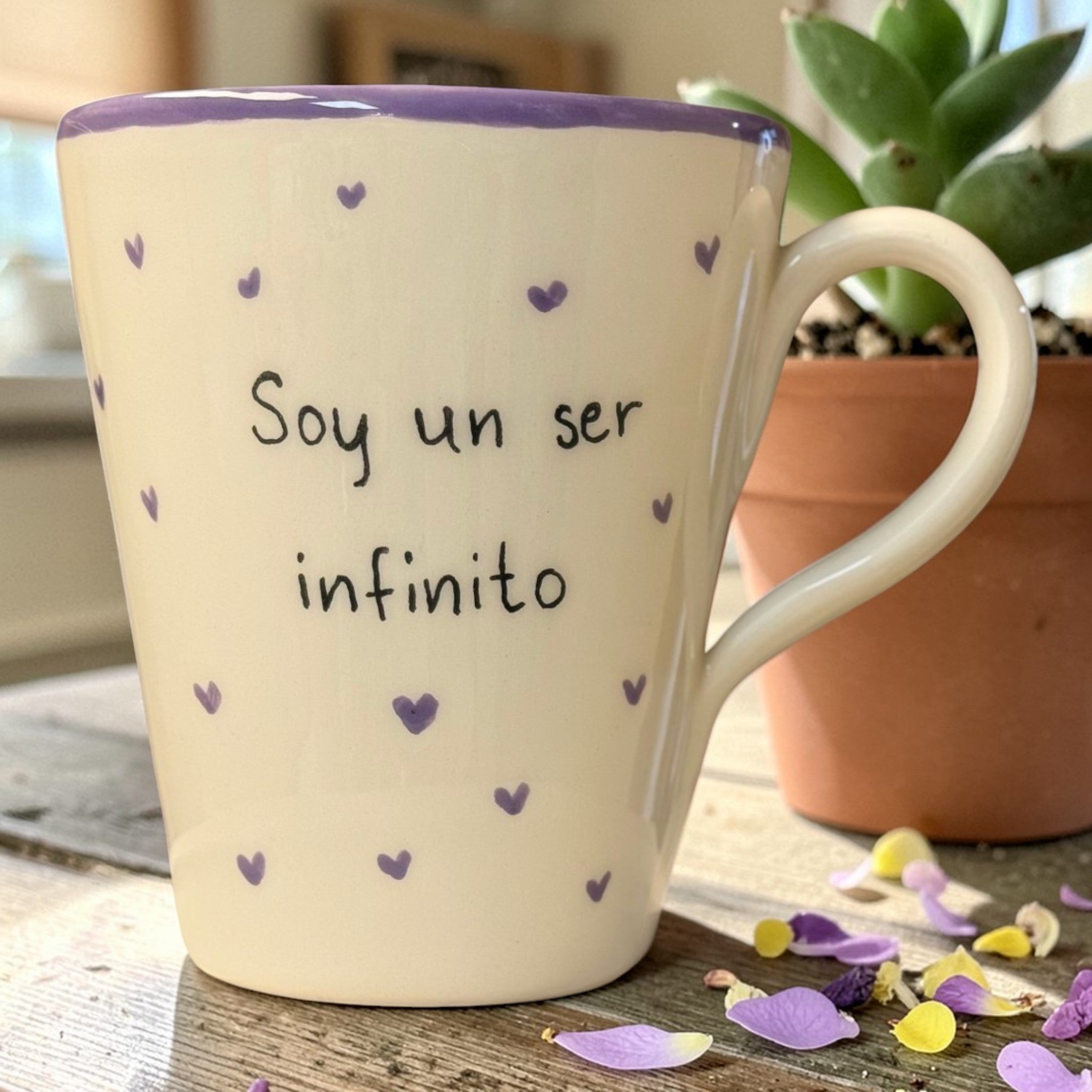 «Soy un ser infinito. Capaz de todo lo que me proponga» · Taza cónica